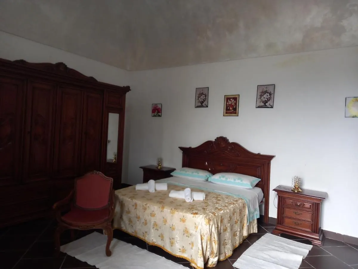 Casa Vacanza Borgo San Marco Castiglione De Sicilia Italy